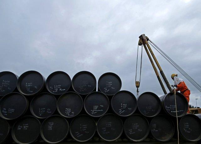 شکست اوپک در برابر کرونا ، دولتِ نفتی بدون فروش چه خواهد کرد؟